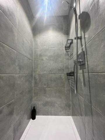 Apartment Spacious 2 Bedroom Centre